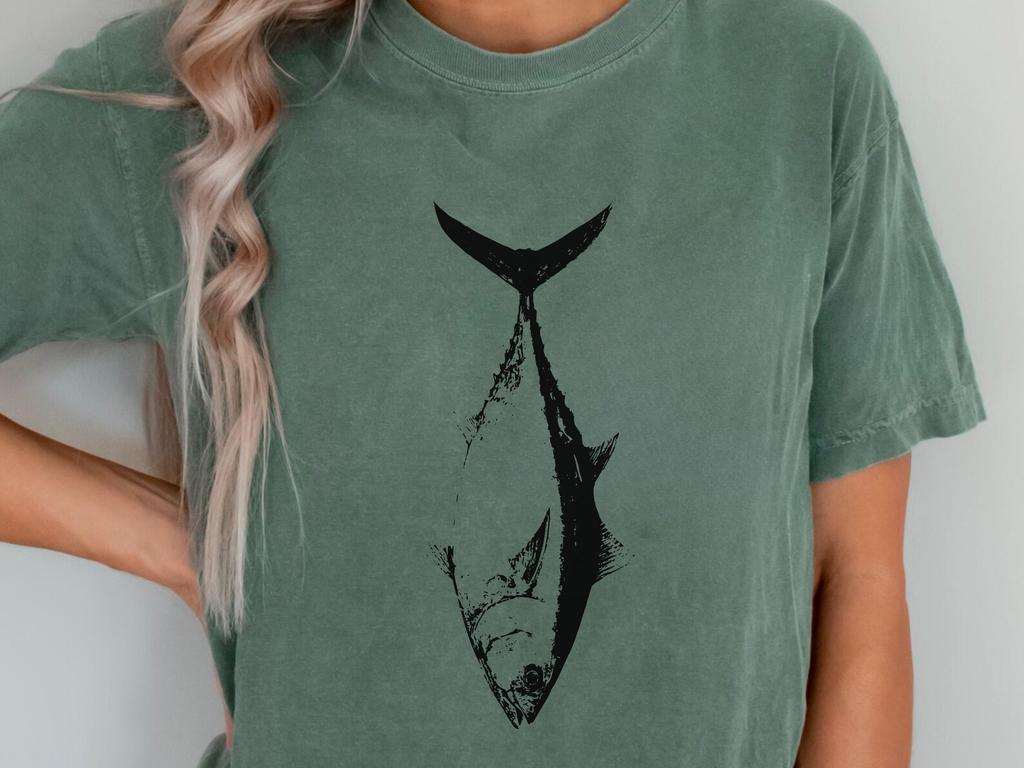 Tuna Fish Vintage T-Shirt: Minimalist Fishing Tee for Ocean Lovers – Rustic Fisherman Gift, Retro Sea Life Comfort Colors Shirt
