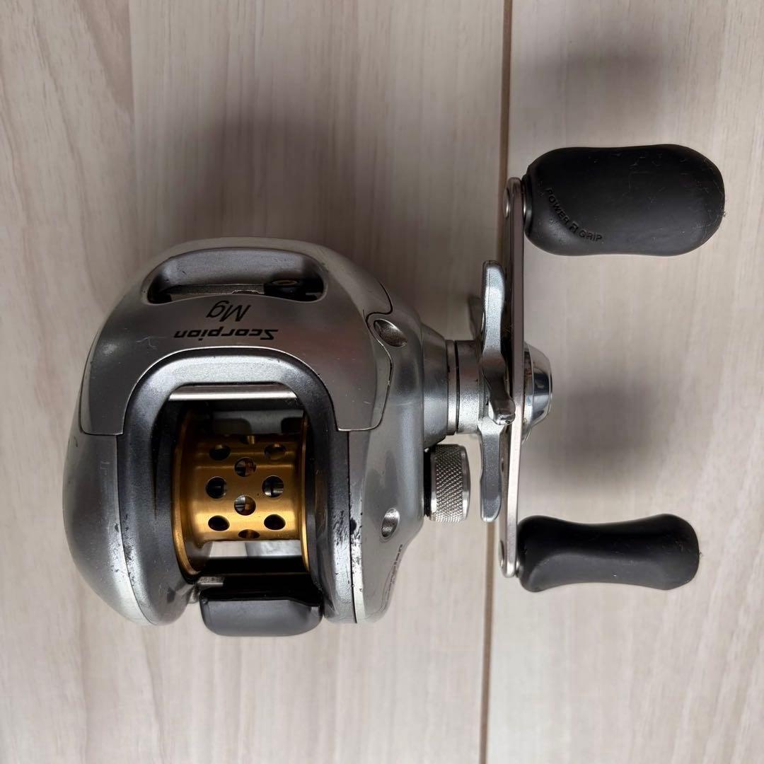 Used [SHIMANO] Shimano ScorpionMg1000 bait reel left-handed 5