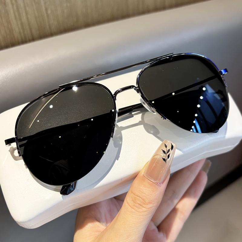 Pilot Sunglasses Half Frame Men And Women Versatile Big Faces Make People Look Thinner Driving Use UV Anti-Toad Eyeglasses Personality