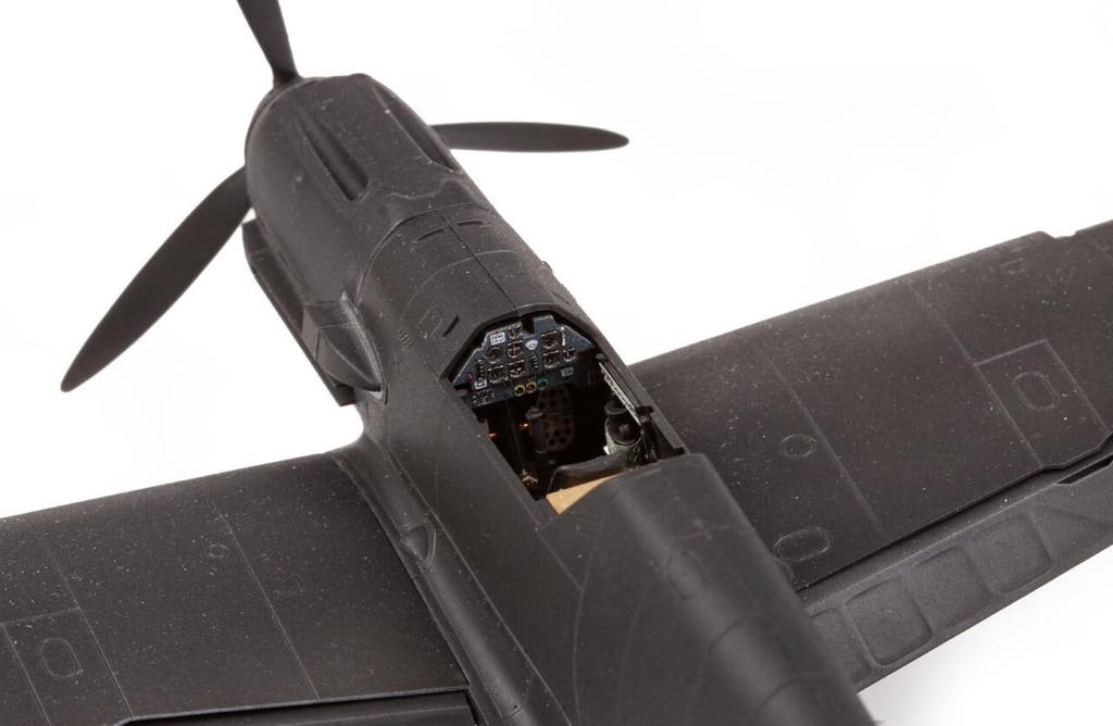 Eduard Zoom Ätzteile Kunststoffmodellbausatz Teile EDUFE1548 1/48 Bf109E-4/7 (für Tamiya) (Flugzeug)