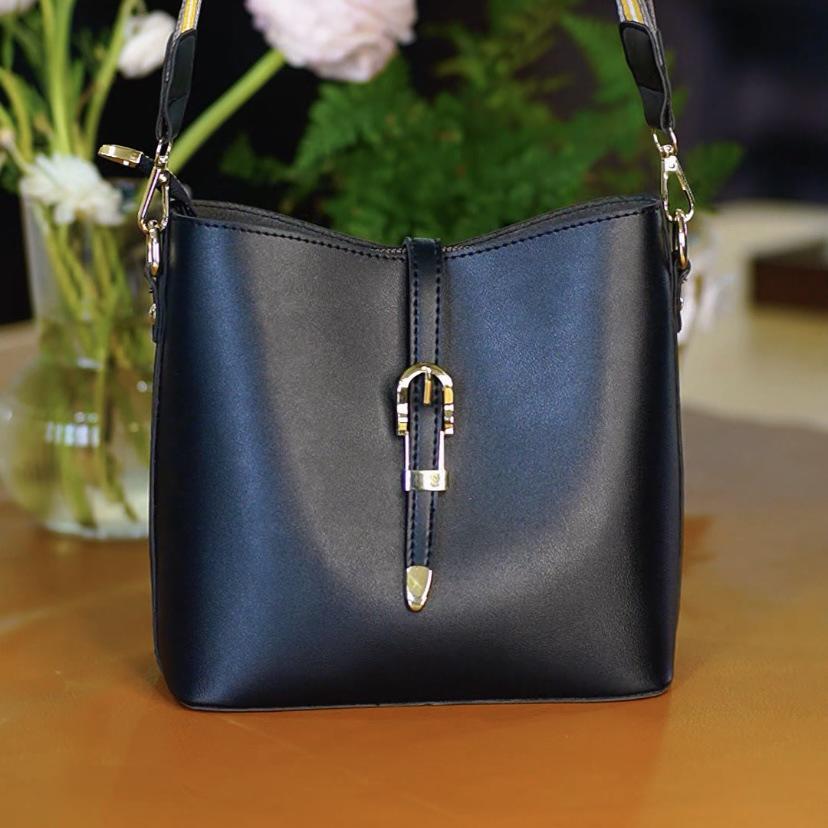 2025 Autumn Versatile Ladies' Fashion Textured Single Shoulder Crossbody Bucket Bag