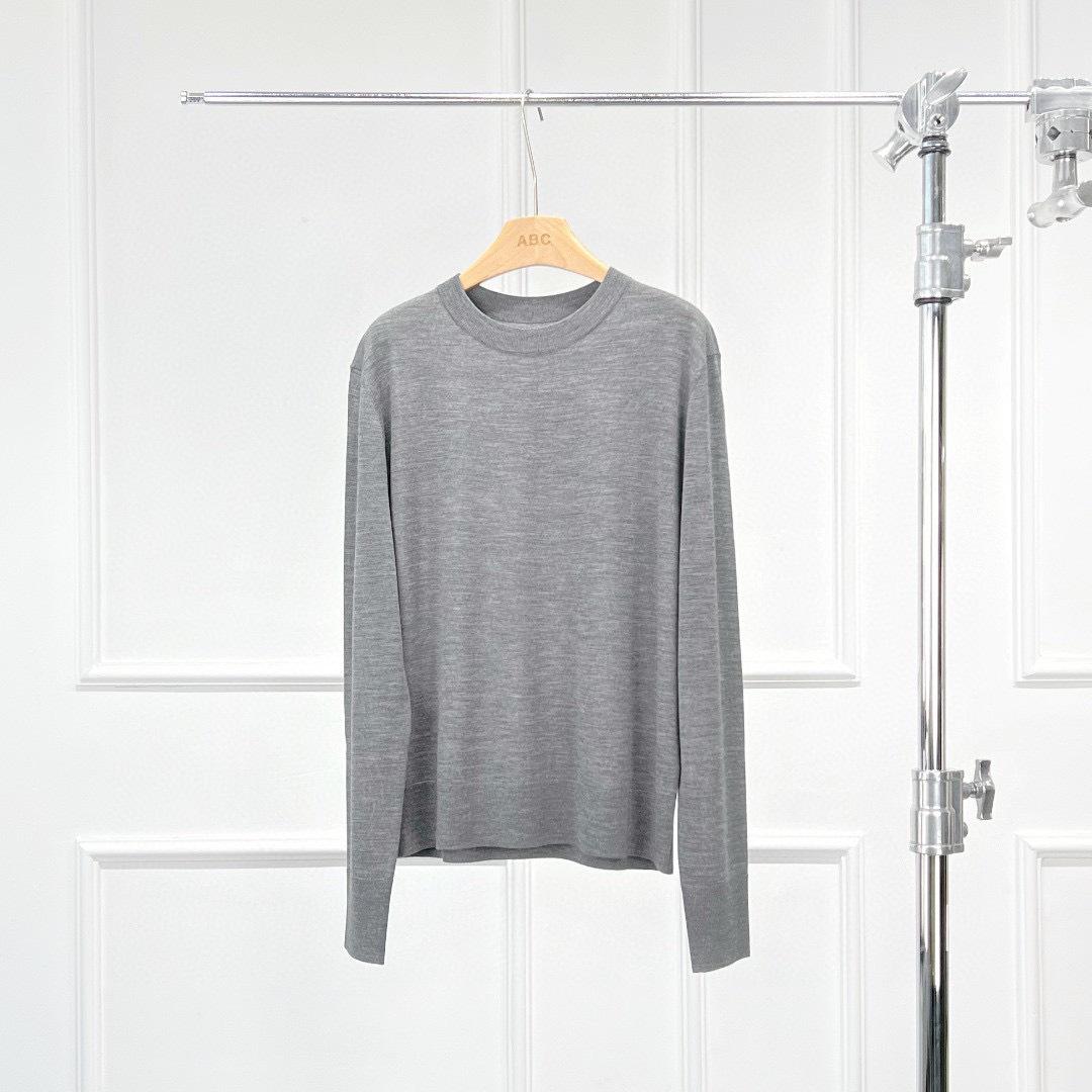 

Женский джемпер из мериносовой шерсти Super120 s от Yangtze Yarn с круглым вырезом и длинным рукавом Small серый