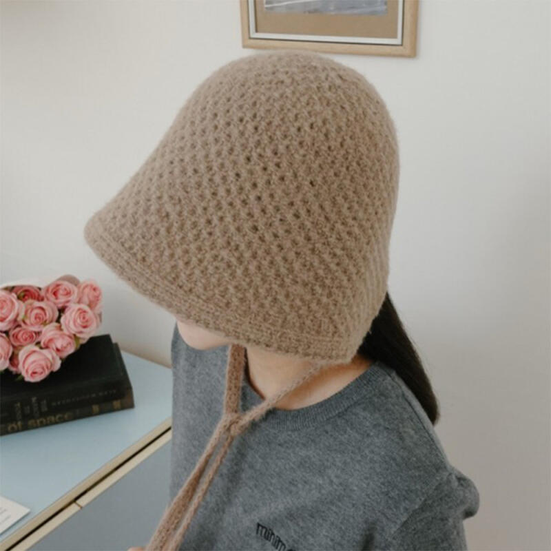 Women s Basic Wool Bonnet Chin Strap Bucket Winter Everyday Hat ivory