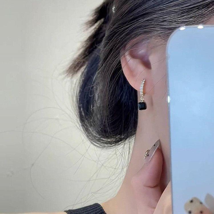 Black Square Tassel Ear Cuff - 925 Sterling Silver Needle Earrings for Women, Trendy and Versatile 2024 Fashion Pendant.