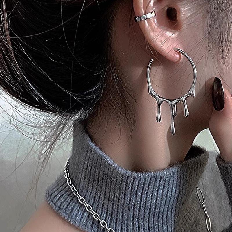 

Yingqi Retro Teardrop Alloy Earrings - Simple & Stylish Women s Jewelry
