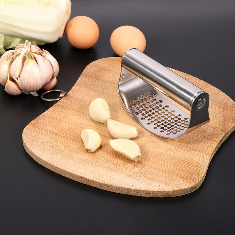 Stainless Steel Garlic Press, Masher & Mincer with Manual Ring Peeler