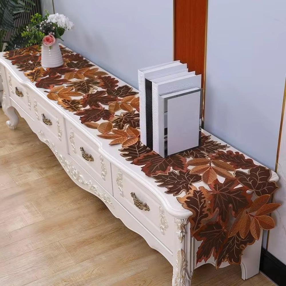 Rustic Style Maple Leaf Placemat Hollow Design Autumn Harvest Table Mat Tablecloth Banquet