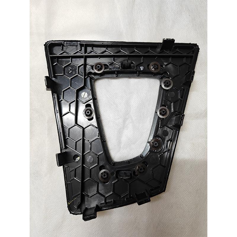 Replacement Real Carbon Fiber Gear Shift Bottom Surround Cover for BMW F20 F21 F22 F23 F30 F32 F33 F34 F35 F36 14-18 LHD