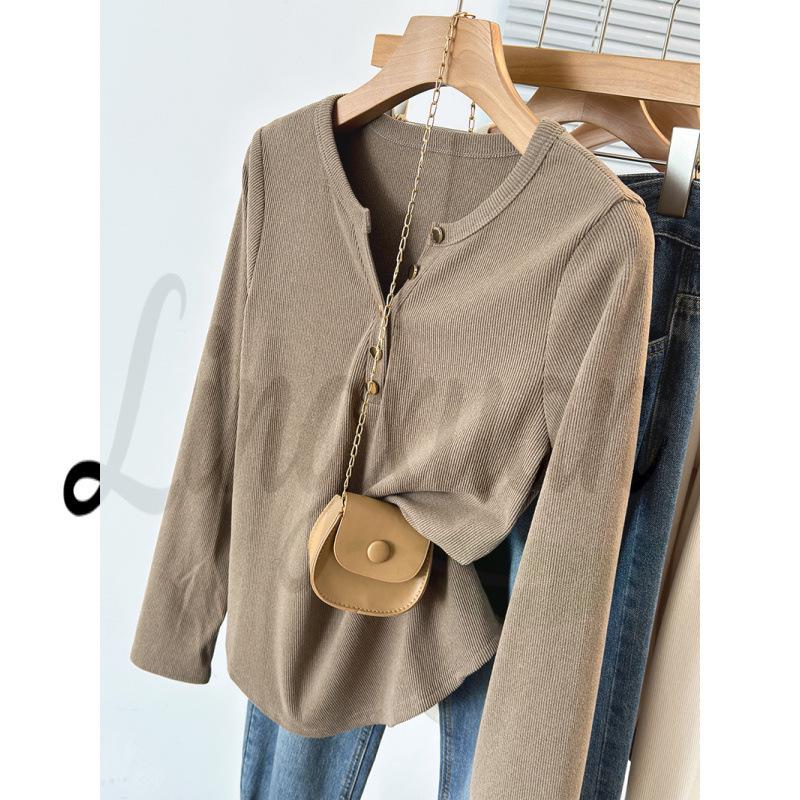 

2026 Spring Plus Size Warm Half-Open Neck T-shirt with Subtle Design 3XL