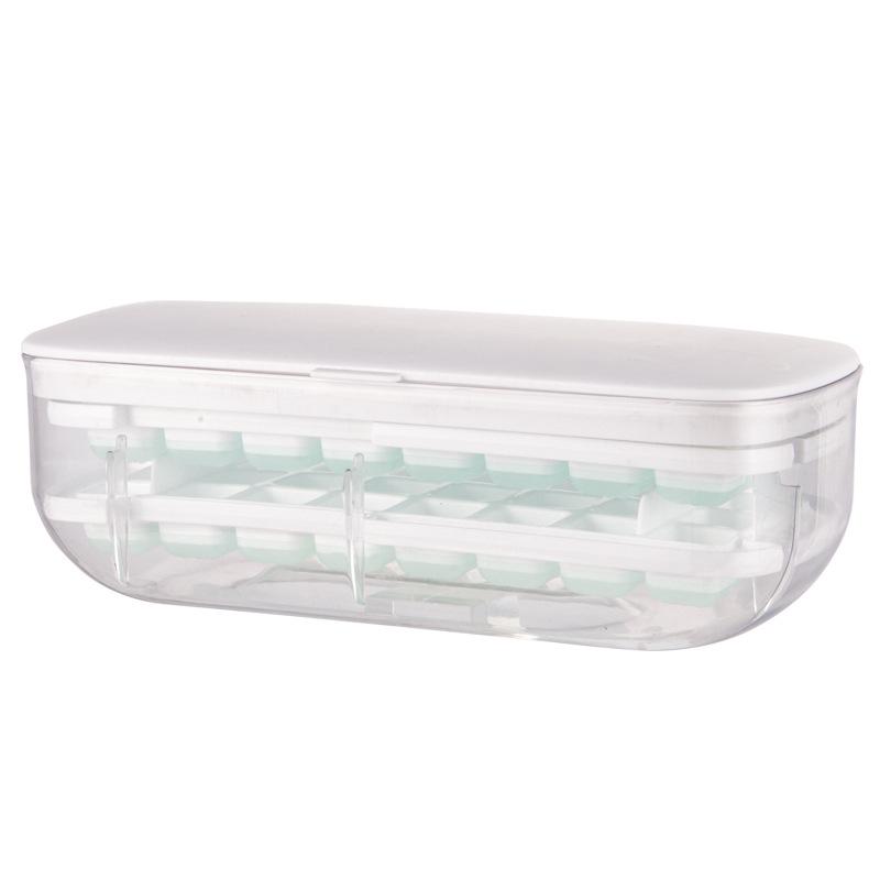 Large Capacity Silicone Ice Cube Tray with Lid for Easy Ice Storage and Making