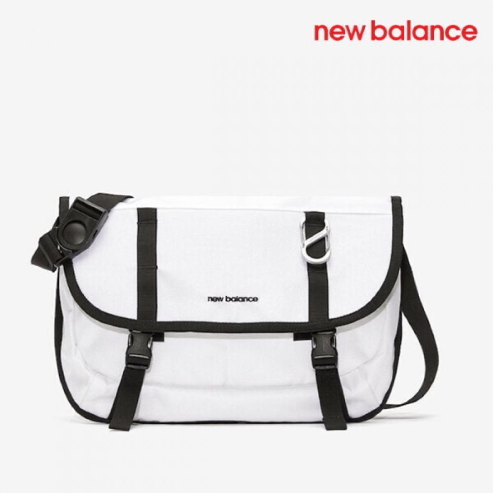 

New Balance Back To School Bag C28 Nbgcess202 10 Dino Messenger Bag FREE/FREE