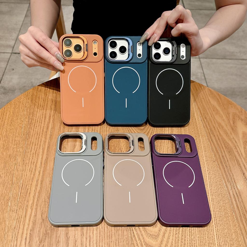 Applicable To Apple 17promax Silicone Holder, Mobile Phone Case iPhone16 Magnetic Suction 15 All-inclusive Anti-drop.