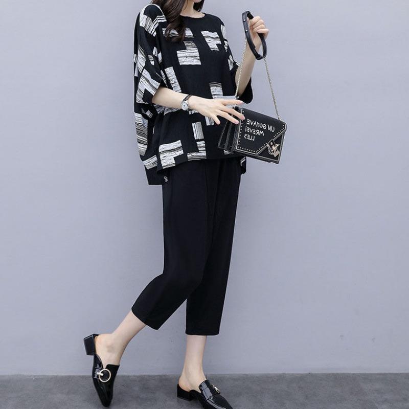 Plus Size Plus Size Women's Short-sleeved Fashionable Suit To Cover Belly Fat Mm Loose Slimming Two-piece Set