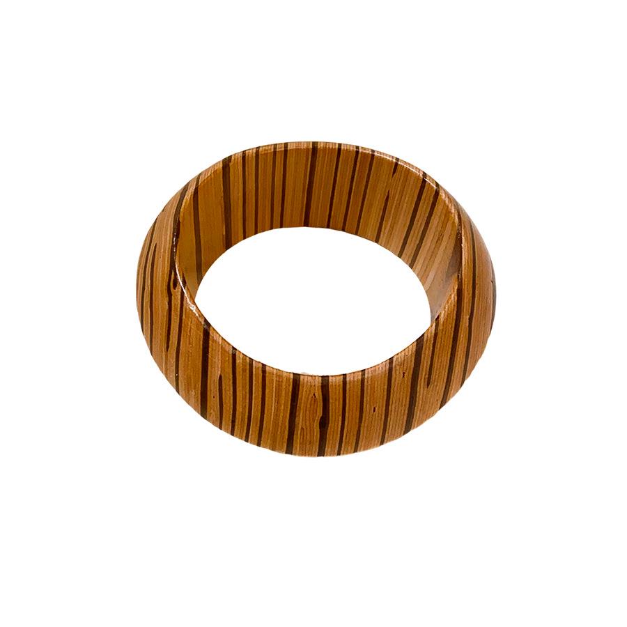Vintage-Inspired Chinese Wood Grain Bracelet: Elegant, Versatile Hand Jewelry with a Niche Design Flair