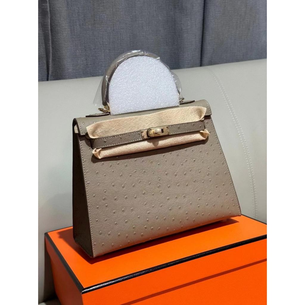 2026 Neue Leder-Damenhandtasche erste Schicht Straußenmuster Rindsleder erste und zweite Generation tragbar Einzel schulter schräg über tragbar Damenhandtasche