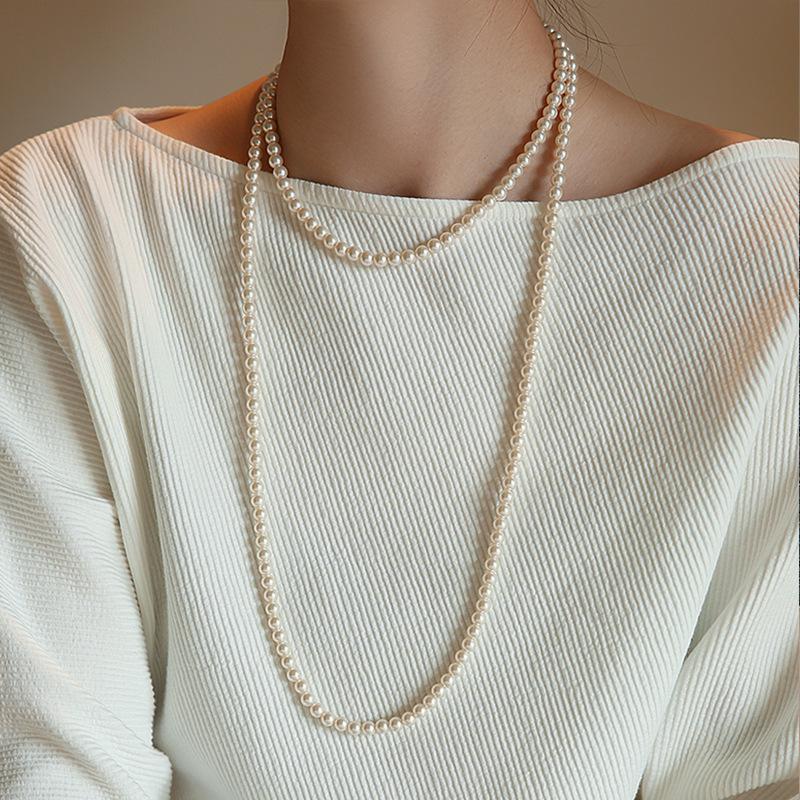 Shijia Pearl Necklace: Luxurious Retro Fall/Winter Beaded Jewelry for Women