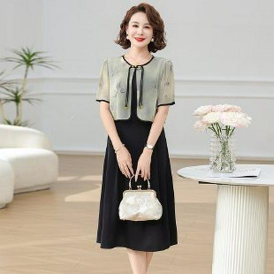Elegant 2026 Summer Dress for Middle-Aged Women: Short-Sleeved, Plus Size Skirt 5XL