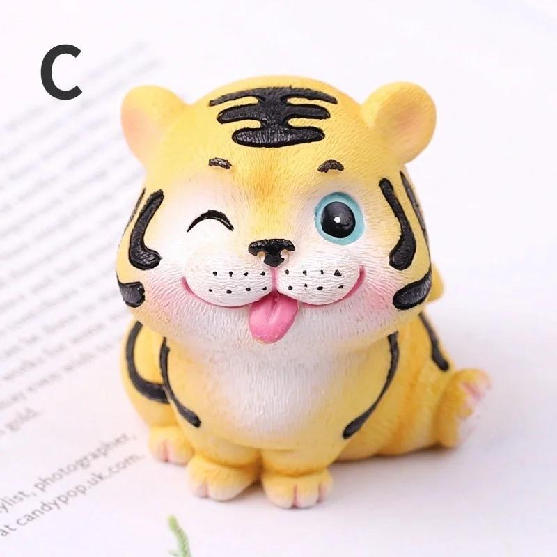 Cute Tiger Ornaments Micro Landscape Miniature Figurine Resin Craft Gift Desktop Garden Decor Home Miniatures Figurines
