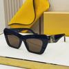 LOE Classic Cat-Eye Luxury UV-Protection Women's Sunglasses LW40036I