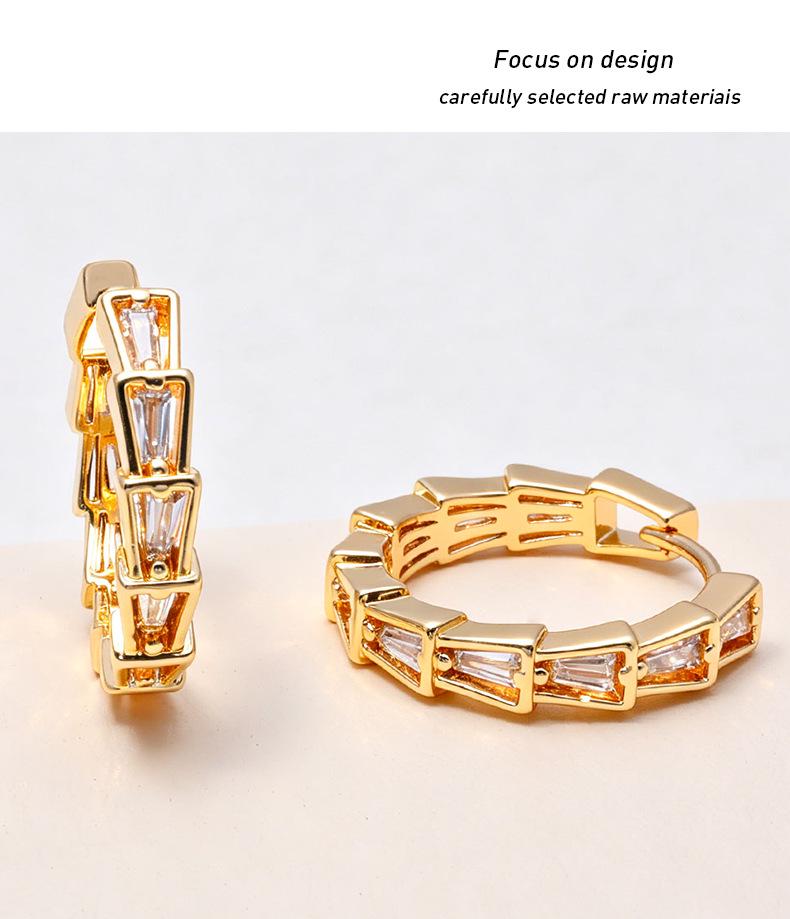 European Style Zirconia Ear Cuff Earring - Lightweight, Luxurious High-End Feel, Cold Style Jewelry for Women.
