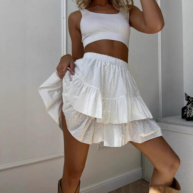 The New Spring and Summer Women's Wear Features A Solid Color High-waisted Lace Design A Sexy Cake Skirt and Skirt Pants