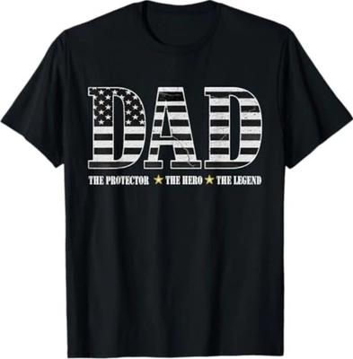 Papa Le Protecteur Héros Légende Drapeau Américain Papa Fête des Pères T-Shirt