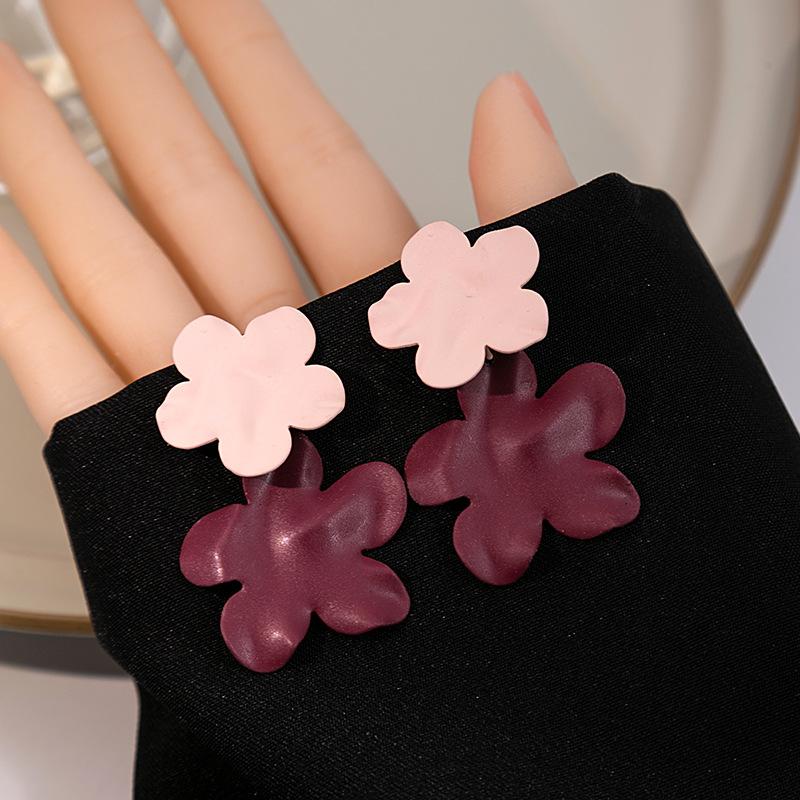 Simple Geometric Pearl Stud Earrings Exquisite Commuter Superior Earrings Earrings