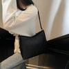 Fashion small bag women's summer new simple diamond messenger bag popular texture shoulder armpit bag