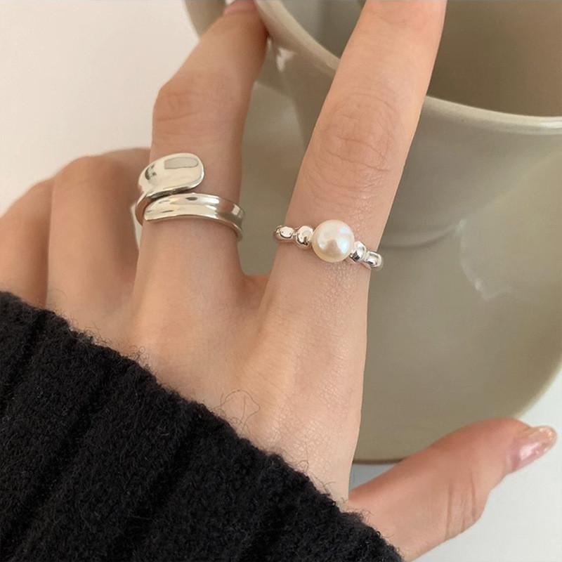 Elegant Korean Style Adjustable Pearl Ring For Women With Unique Geometric Design