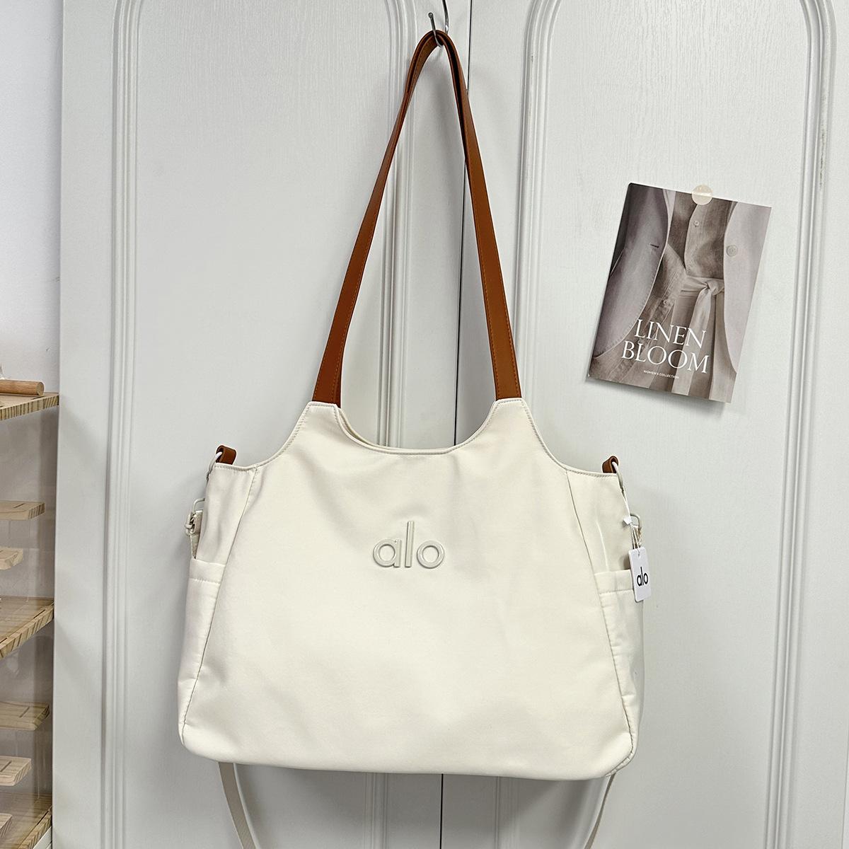New French Korean Style Versatile Handbag for Outings, Popular Among Internet Celebrities, Single Shoulder Crossbody Bag белый