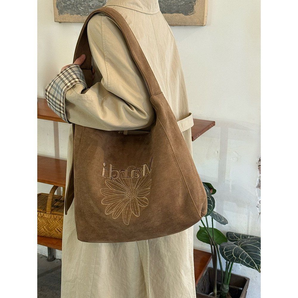 

Tote Bag with Large Capacity, Suitable for Commuting, Versatile Single Shoulder Crossbody Bag хакі/коричневий