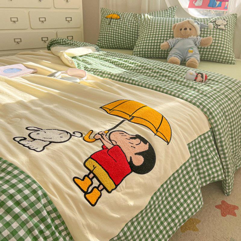 Hello Kitty 2026 Summer Quilt Set: New Style, Air Conditioning Compatible, Machine Washable, Single Student Four-Piece.