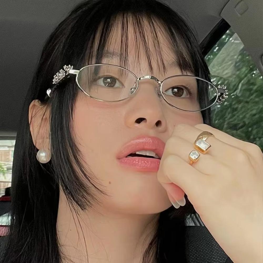 INS Rhinestone Sunglasses Y2k Anti-Blue Light Spectacles Convenient Oval Women Sunglasses Selfie