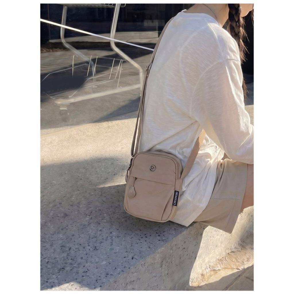 Xeie Thuk Crossbody Bag Women Nylon Multi Compartment Adjustable Strap Daily Commute