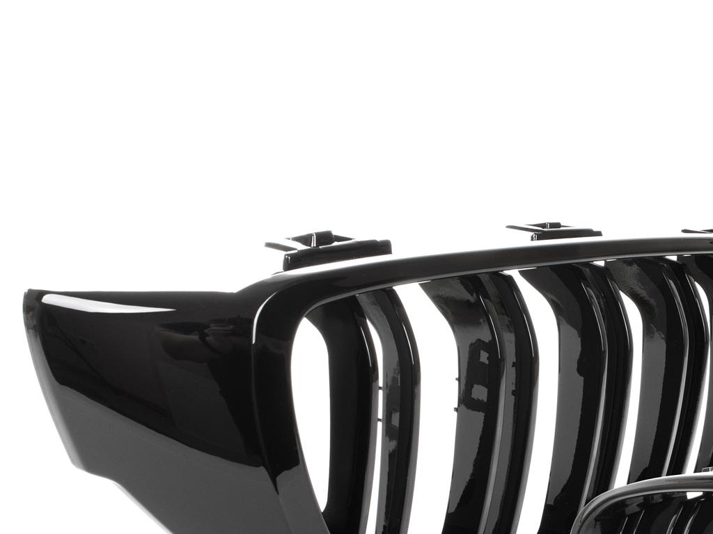 BMW 4 F32 / F33 / F36 13-18 griglie tra i fari (reni) set sinistra + destra DOPPIA BARRA NERA LUCIDA