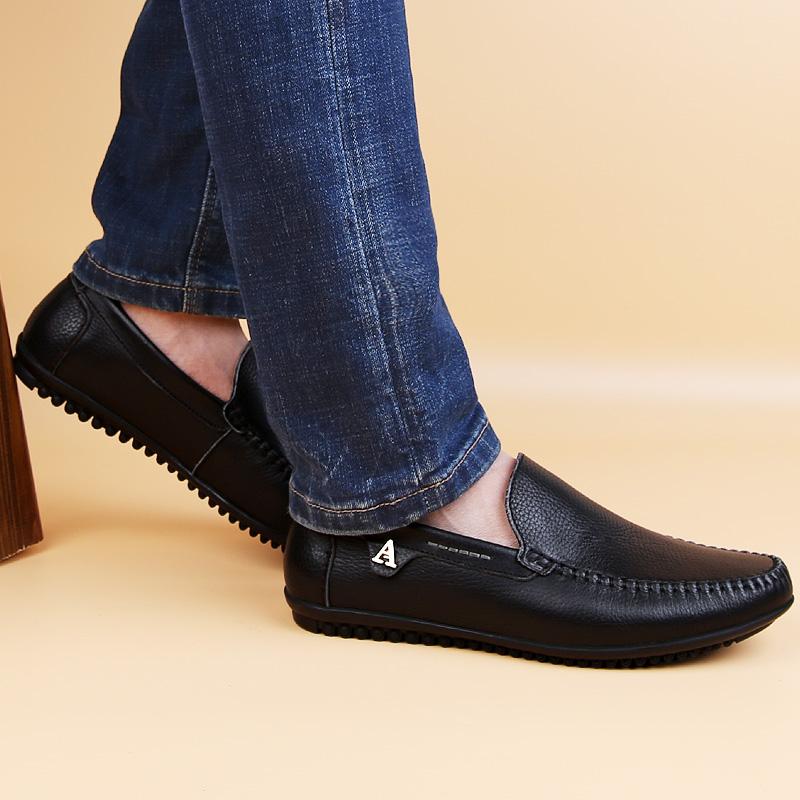 Fashion Genuine Leather Male Comfortable Driving Shoe Loafers Men Classic Stylish Men Shoes Wedding Handmade Men Casual Business Shoes