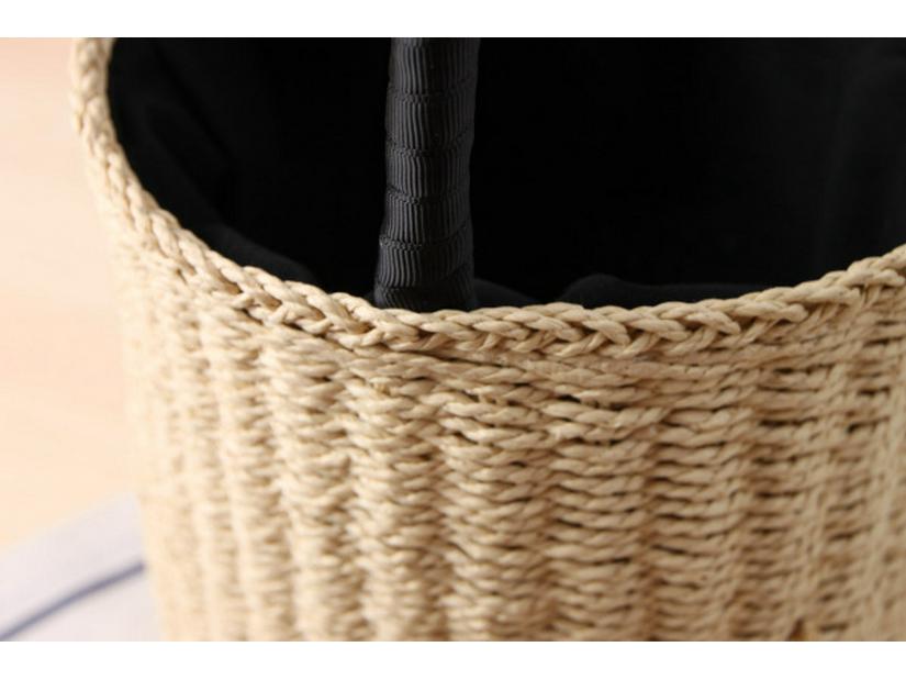 Round Cylinder Woven Handheld Bag: Versatile Summer Beach & Casual Women's Accessory