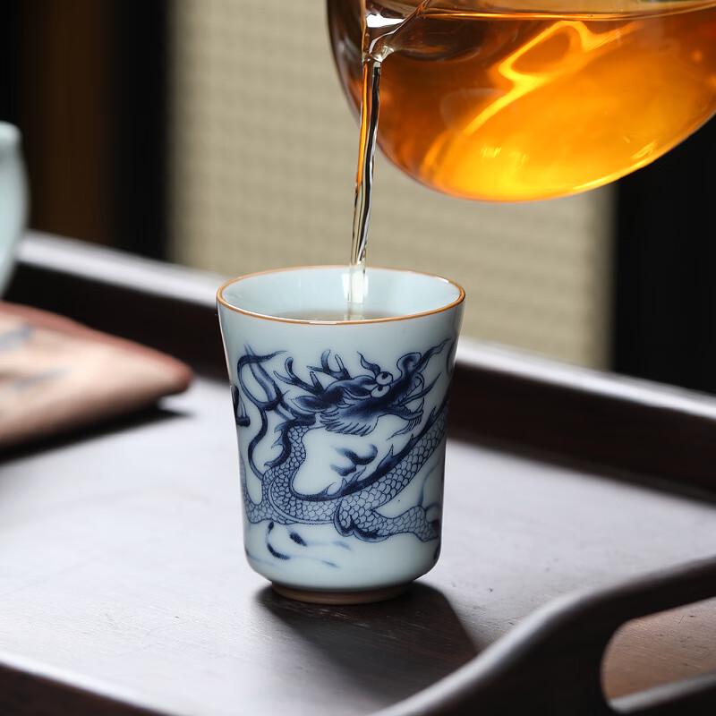 Antique Blue and White Ceramic Gongfu Tea Master Cup