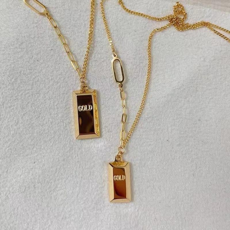 Rich Little Gold Brick Necklace for Women Good Luck Gold Small Gold Bar Clavicle Chain Golden Square Pendant