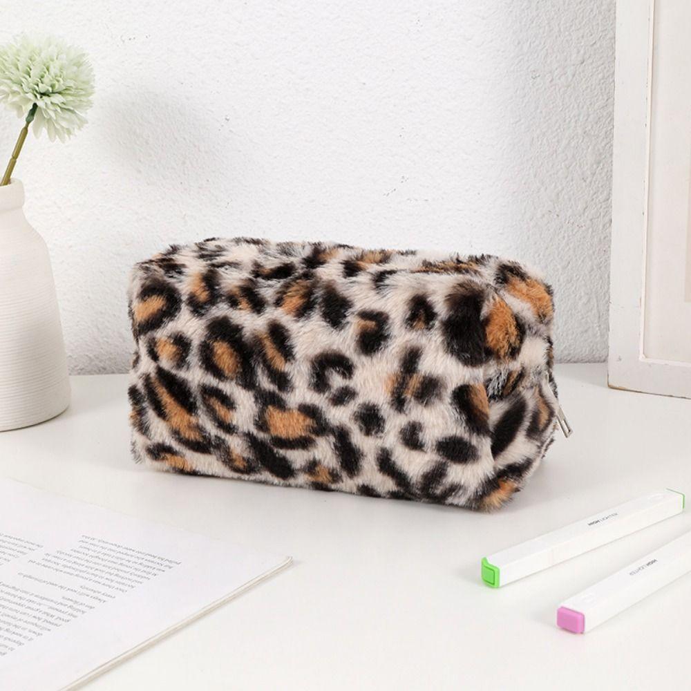 Large Capacity Women's Cosmetic Pouch Leopard Print Cosmetic Storage Organizer  Women