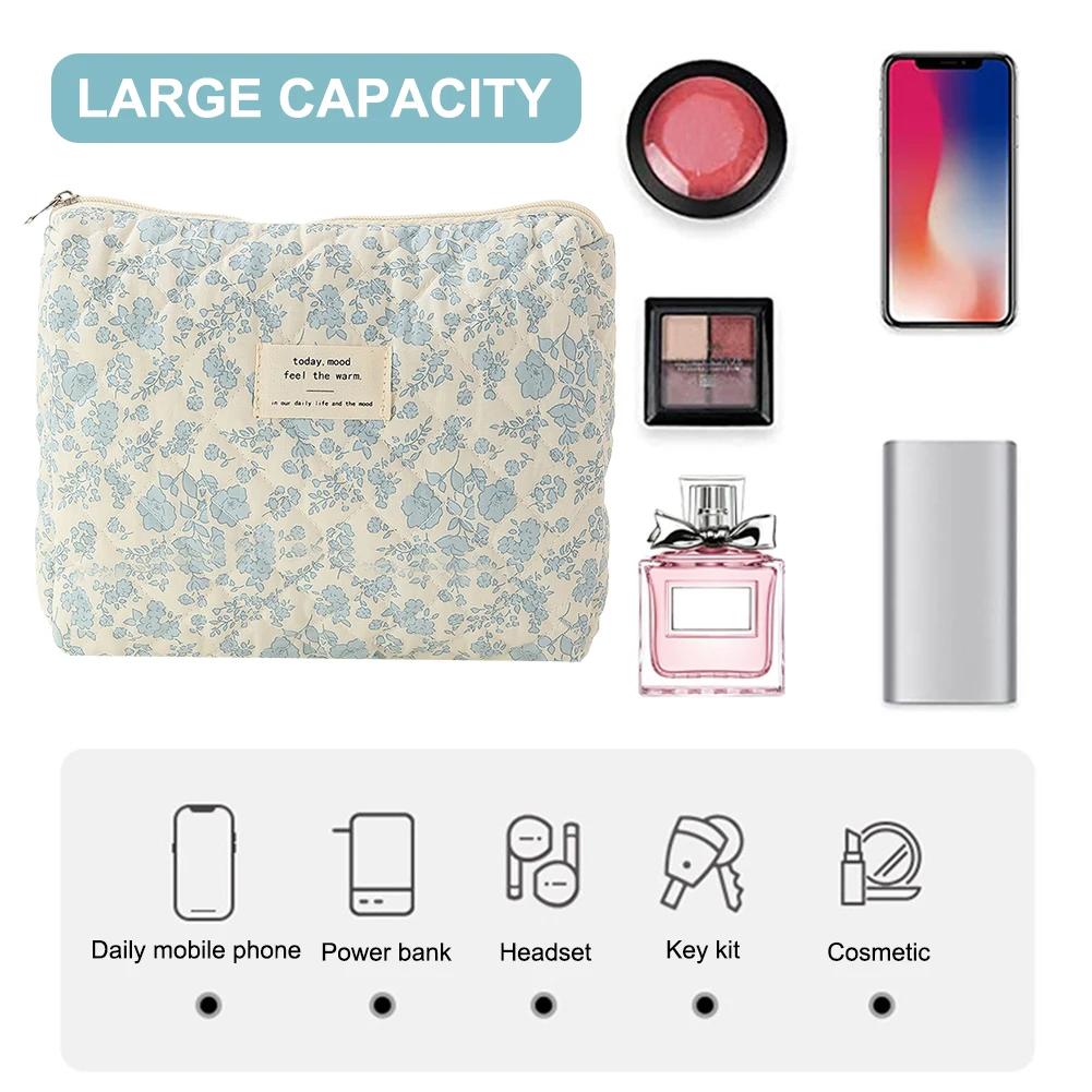 Women Quilted Makeup Bag Printed Cotton Quilted Cosmetic Pouch Large Capacity Zipper Closure Girls Daily Use Clutch