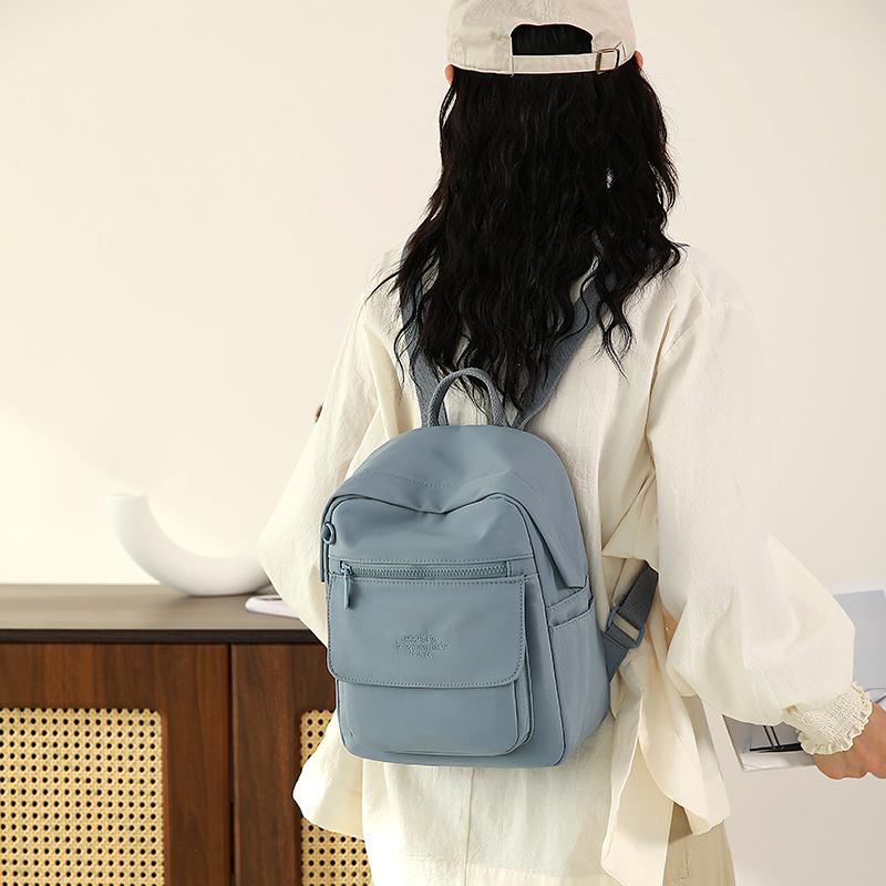 Zaino impermeabile in nylon da donna - Daypack leggero ad alta capacità per scuola, lavoro e viaggi
