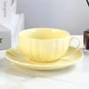 Kreative Kürbis-Kaffeetasse Ohrhänger Neues Keramik-Tassen- und Tellerset Kleines Designgefühl Zuhause Fee Tasse und Schale