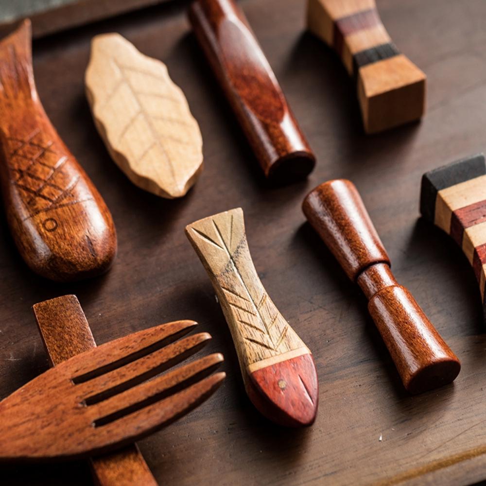Supporto creativo per bacchette in legno Porta cucchiaio personalizzato per cucina Espositore per stoviglie da ristorante Articoli eleganti per la tavola da pranzo