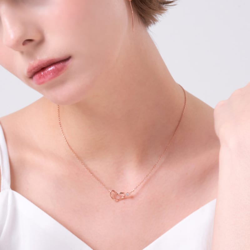 ELLE Jewelry Heart Stone Point Necklace ELBRNN236