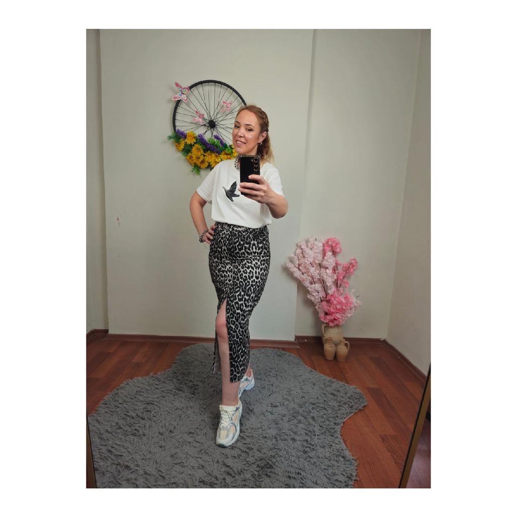 Zr Model Slit Detailed Buttoned Denim Skirt Dark Blue Midi Knee Length