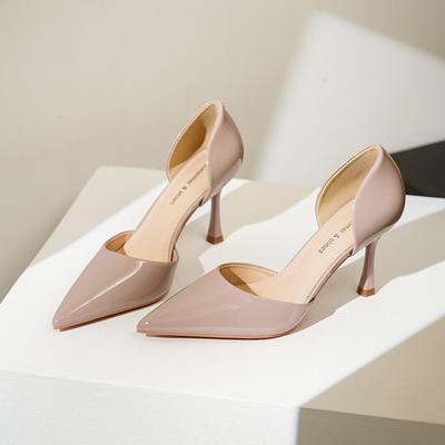- Europäische und amerikanische hohle, neue dünne Absätze für Frühling und Sommer, bequem, ideal für Pendler, professionelles Auftreten, olivfarbene High Heels für Damen, einzeln verpackt.