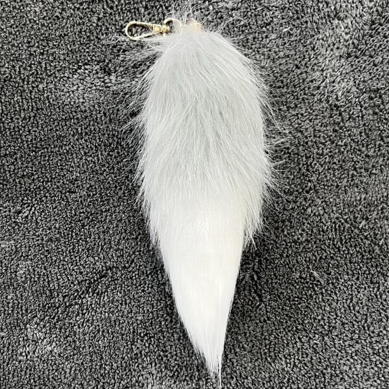Plush Foxy Tail Keychain Soft and Comfortabel Key Holder 20cm Faux Furry Pendant Charm for Fashionable Accessories