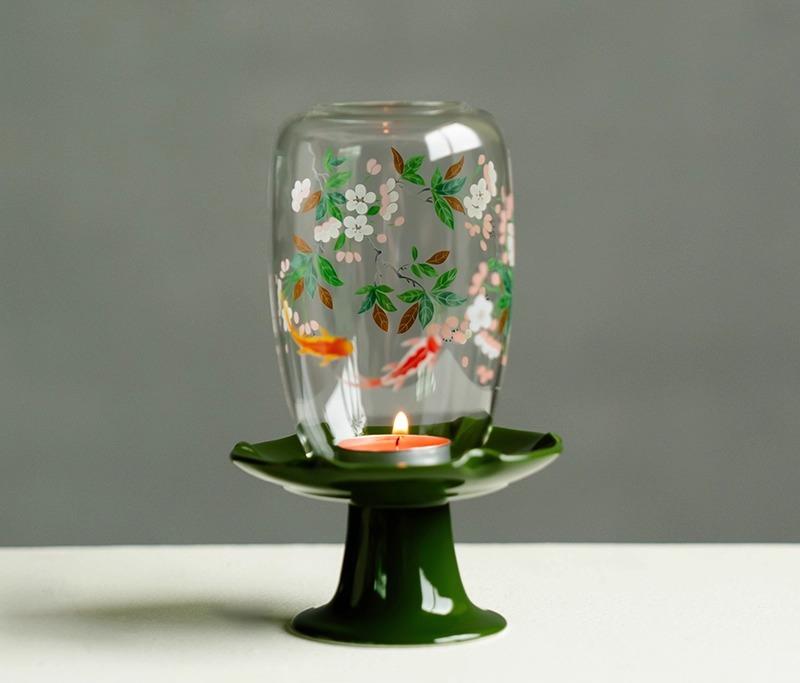 

Candle holder Koi playing in the water Chaoyan Forbidden City red ceramic base Chinese Zen ornament Candle holder ambient light