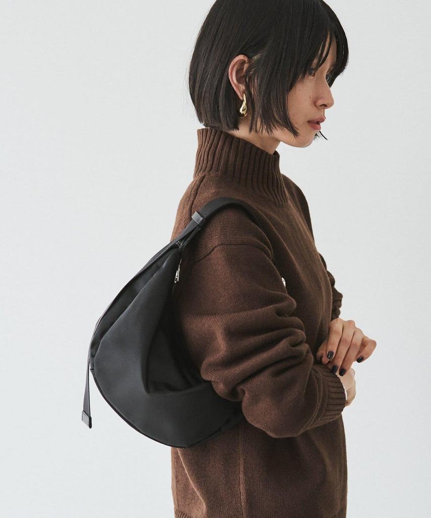 Russet Nylon Round Shoulder Bag RUZ1041422A0006 Free Size Black (2 Others)